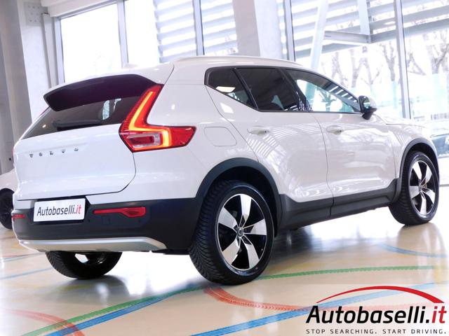VOLVO XC40 usata, con Isofix