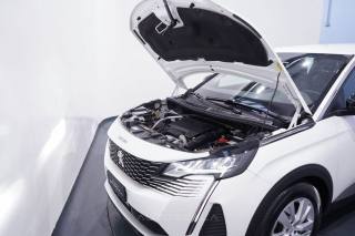 PEUGEOT 5008 usata, con Apple CarPlay