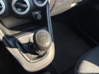 HYUNDAI i10 usata, con Airbag