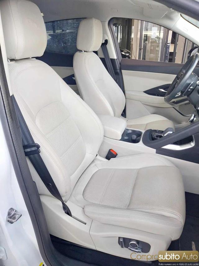 JAGUAR E-Pace usata 34