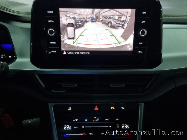 VOLKSWAGEN T-Roc usata, con Volante in pelle