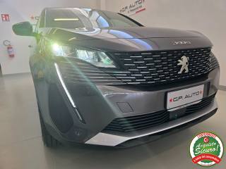 PEUGEOT 3008 usata, con Leve al volante