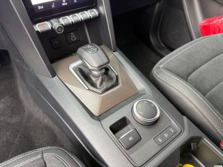 VOLKSWAGEN Amarok usata, con Interni in pelle