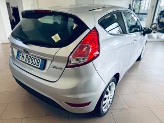 FORD Fiesta usata, con Autoradio