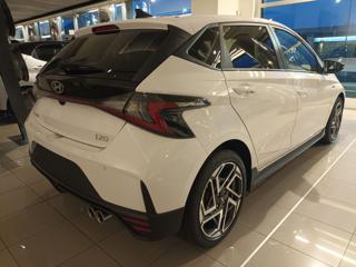 HYUNDAI i20 usata, con Airbag