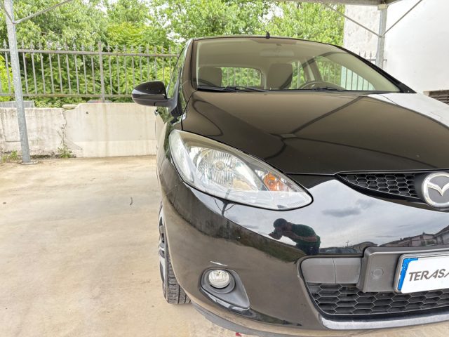 MAZDA 2 usata, con Volante multifunzione