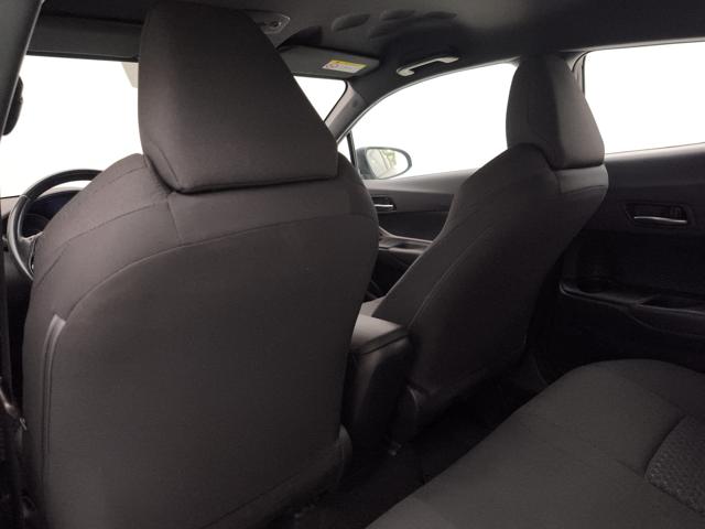 TOYOTA C-HR usata, con Sedili riscaldati