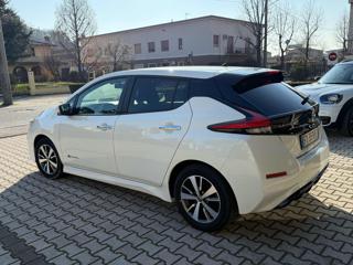 NISSAN Leaf usata, con Autoradio