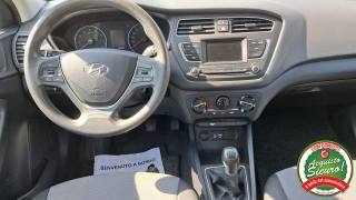 HYUNDAI i20 usata, con Airbag laterali