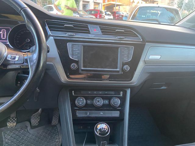 VOLKSWAGEN Touran usata, con Controllo trazione