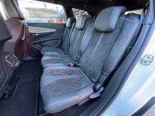 PEUGEOT 5008 usata, con USB