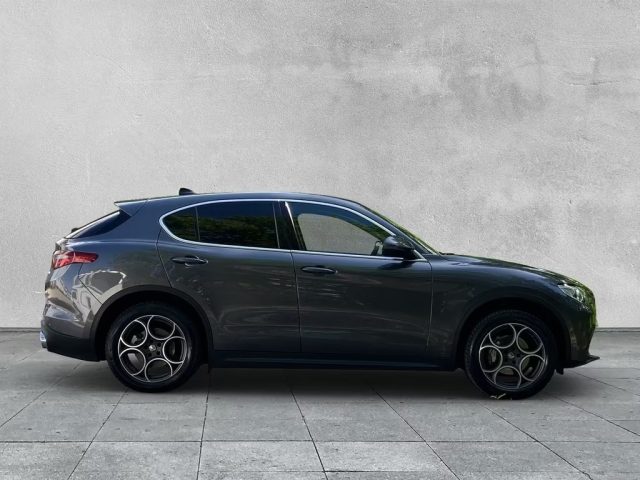 ALFA ROMEO Stelvio usata, con Boardcomputer