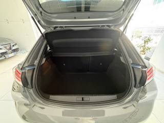 PEUGEOT 208 usata, con USB