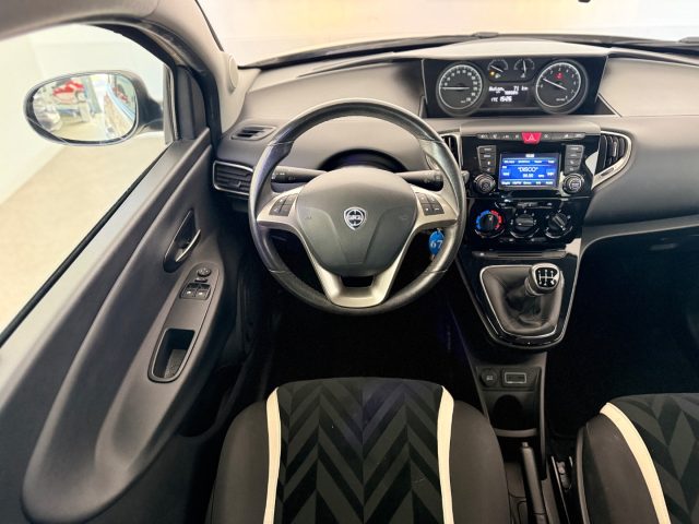 LANCIA Ypsilon usata 7
