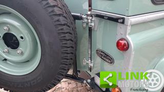 LAND ROVER Defender usata 37