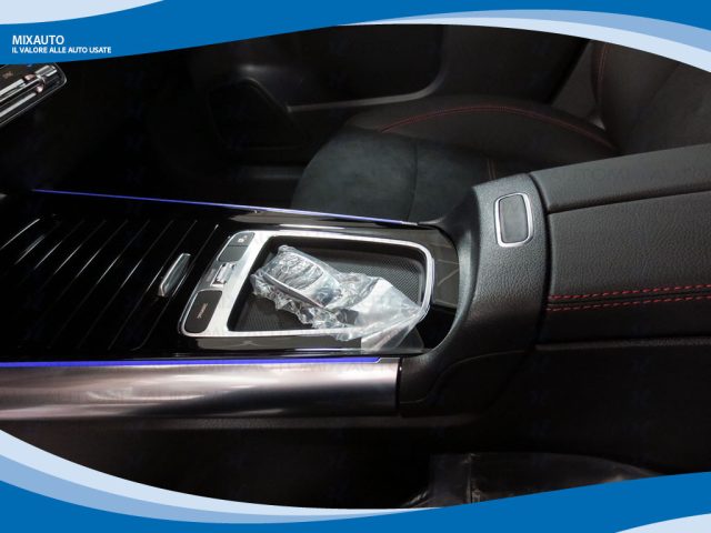 MERCEDES-BENZ GLA 200 usata, con Chiusura centralizzata