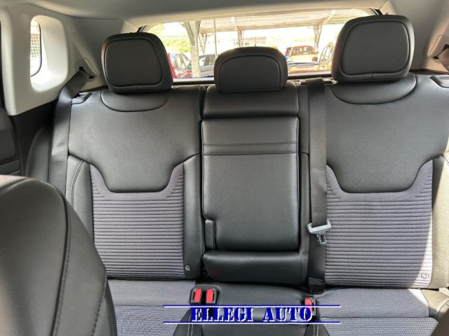 JEEP Compass usata, con Touch screen