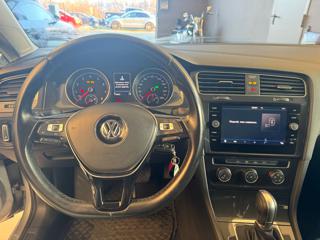 VOLKSWAGEN Golf usata, con Autoradio