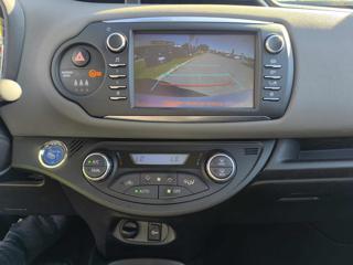 TOYOTA Yaris usata, con Bluetooth