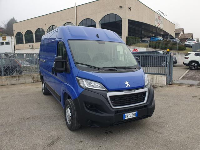 PEUGEOT Boxer usata, con Autoradio