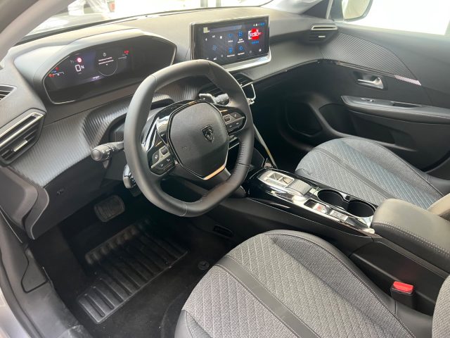 PEUGEOT 208 usata, con Volante multifunzione