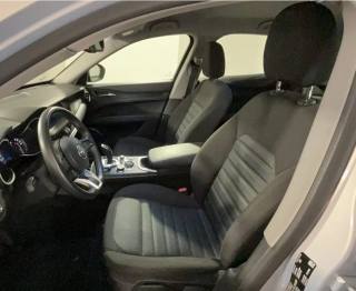 ALFA ROMEO Stelvio usata, con Controllo automatico clima