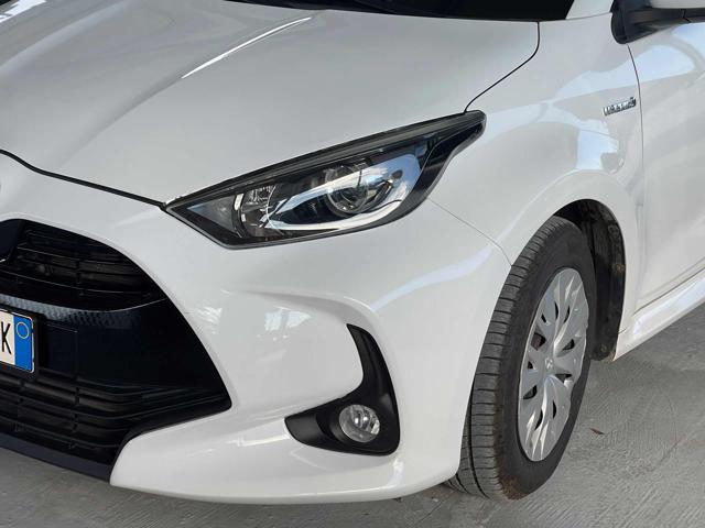 TOYOTA Yaris usata, con Airbag testa