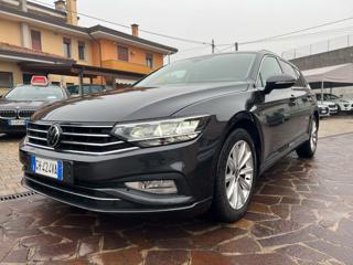 VOLKSWAGEN Passat Variant usata, con Boardcomputer