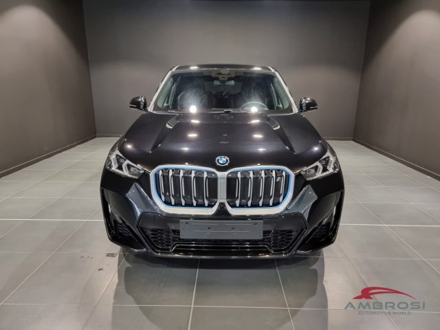BMW iX1 usata 4