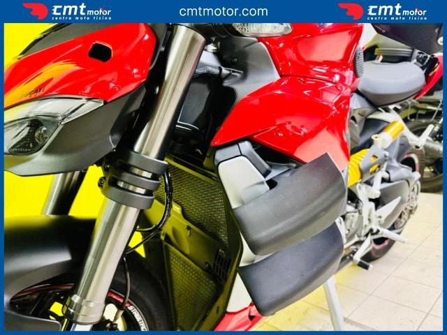 DUCATI Streetfighter usata 14