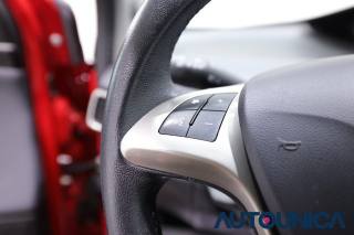 LANCIA Ypsilon usata, con Autoradio digitale