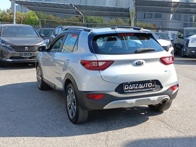 KIA Stonic usata, con Sedile posteriore sdoppiato