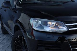 VOLKSWAGEN Touareg usata, con Spoiler