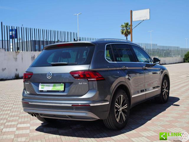 VOLKSWAGEN Tiguan usata, con Autoradio