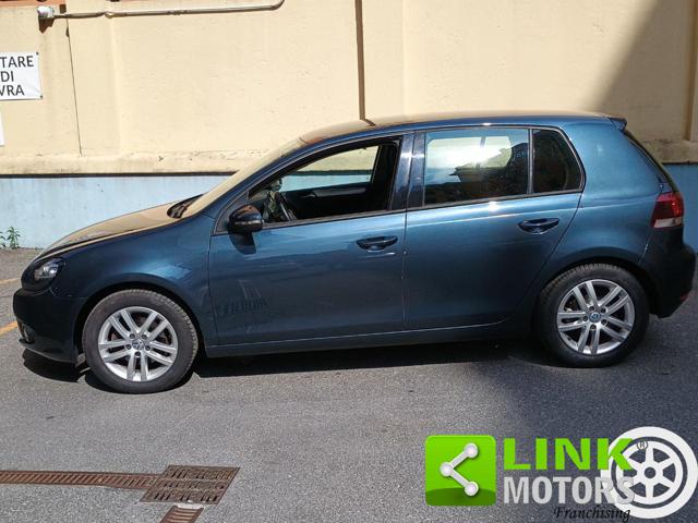 VOLKSWAGEN Golf usata, con USB