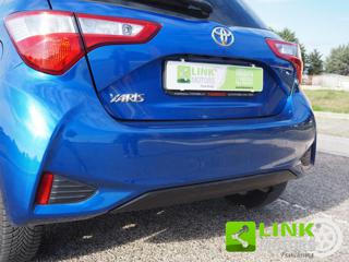 TOYOTA Yaris usata 26