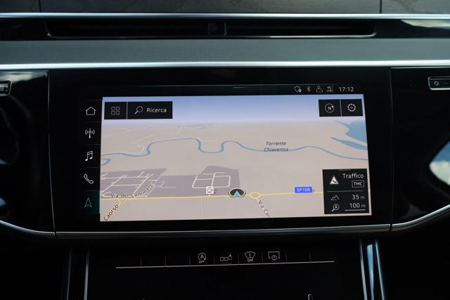 AUDI A8 usata, con Volante multifunzione