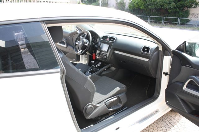 VOLKSWAGEN Scirocco usata, con ESP
