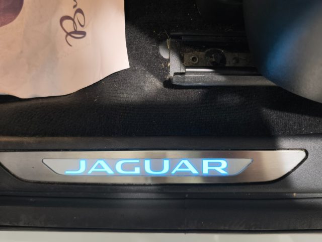 JAGUAR E-Pace usata, con Sistema di navigazione