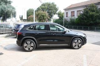 MERCEDES-BENZ GLA 180 usata, con Cerchi in lega
