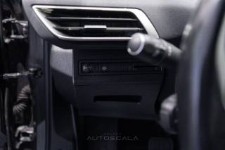 PEUGEOT 3008 usata, con Sistema di navigazione