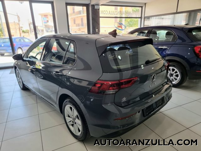 VOLKSWAGEN Golf usata, con Autoradio