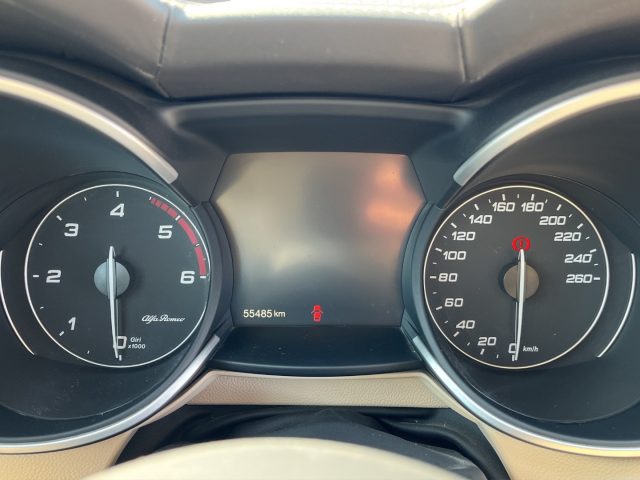ALFA ROMEO Stelvio usata, con Fari Xenon