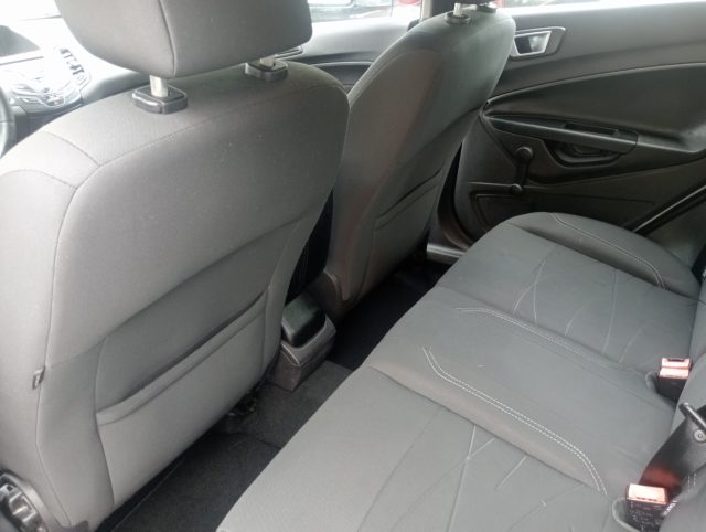 FORD Fiesta usata, con Servosterzo
