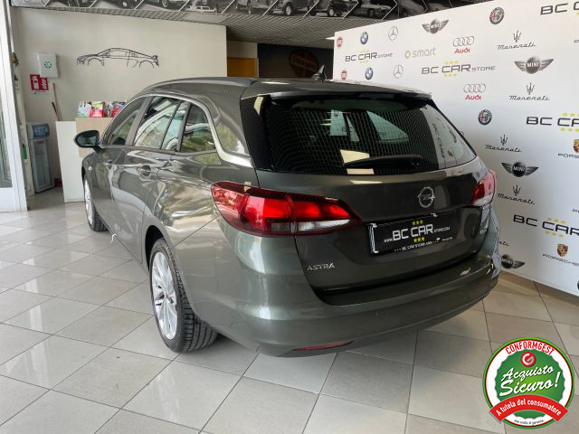OPEL Astra usata, con Cerchi in lega