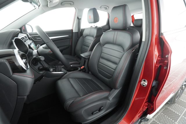 MG ZS usata 9