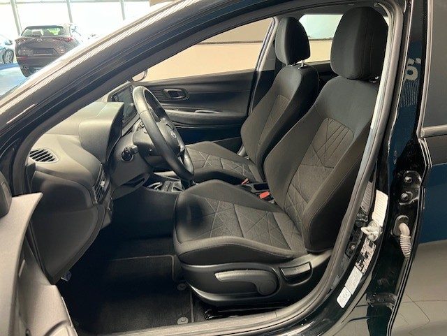 HYUNDAI Bayon usata, con Cruise Control