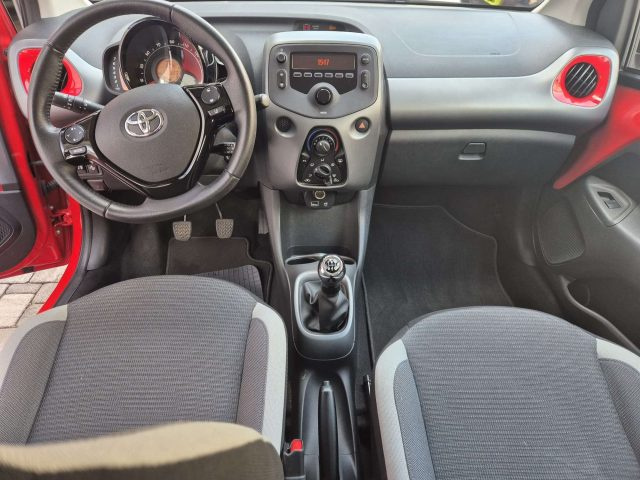 TOYOTA Aygo usata, con ESP