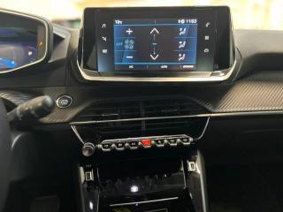 PEUGEOT 2008 usata, con Climatizzatore