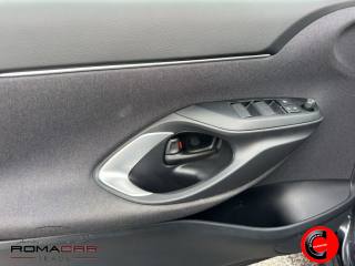 TOYOTA Yaris Cross usata, con USB